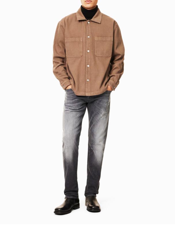 CHA00526 Willbi Brand-Schmal geschnittene Stretch-Jeans mit konischem Bein und Patch