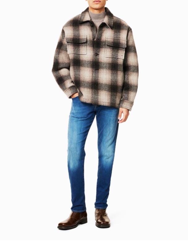 CHA00537 Mickym Marken-Patch schmal geschnittene Jeans mit schmalem Bein und Stretch-Denim-Mischung